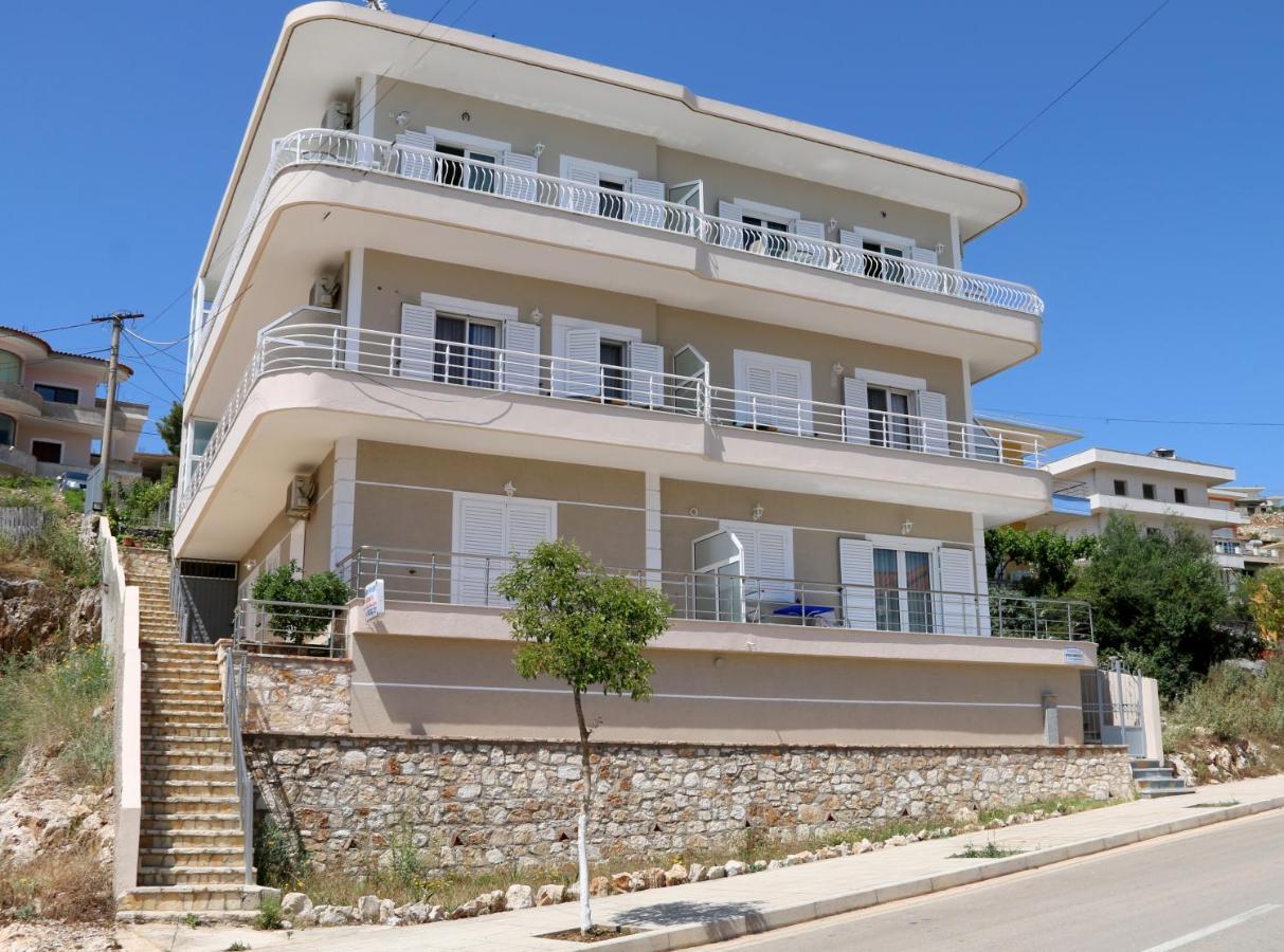 Isabela Apartments Sarandë Exterior foto