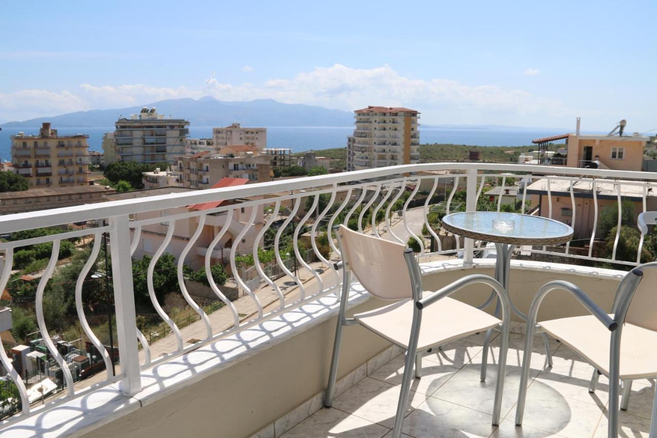 Isabela Apartments Sarandë Exterior foto