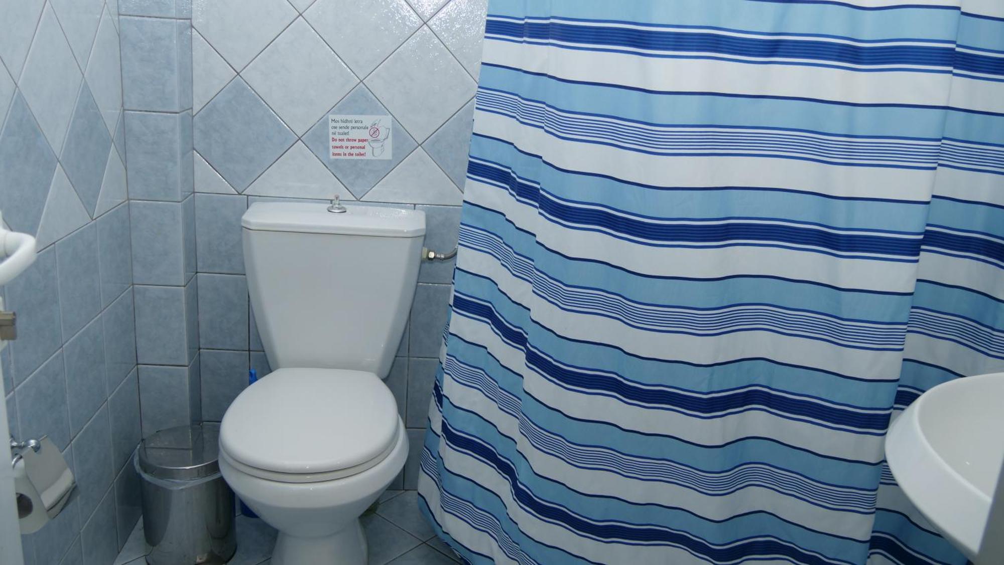 Isabela Apartments Sarandë Exterior foto